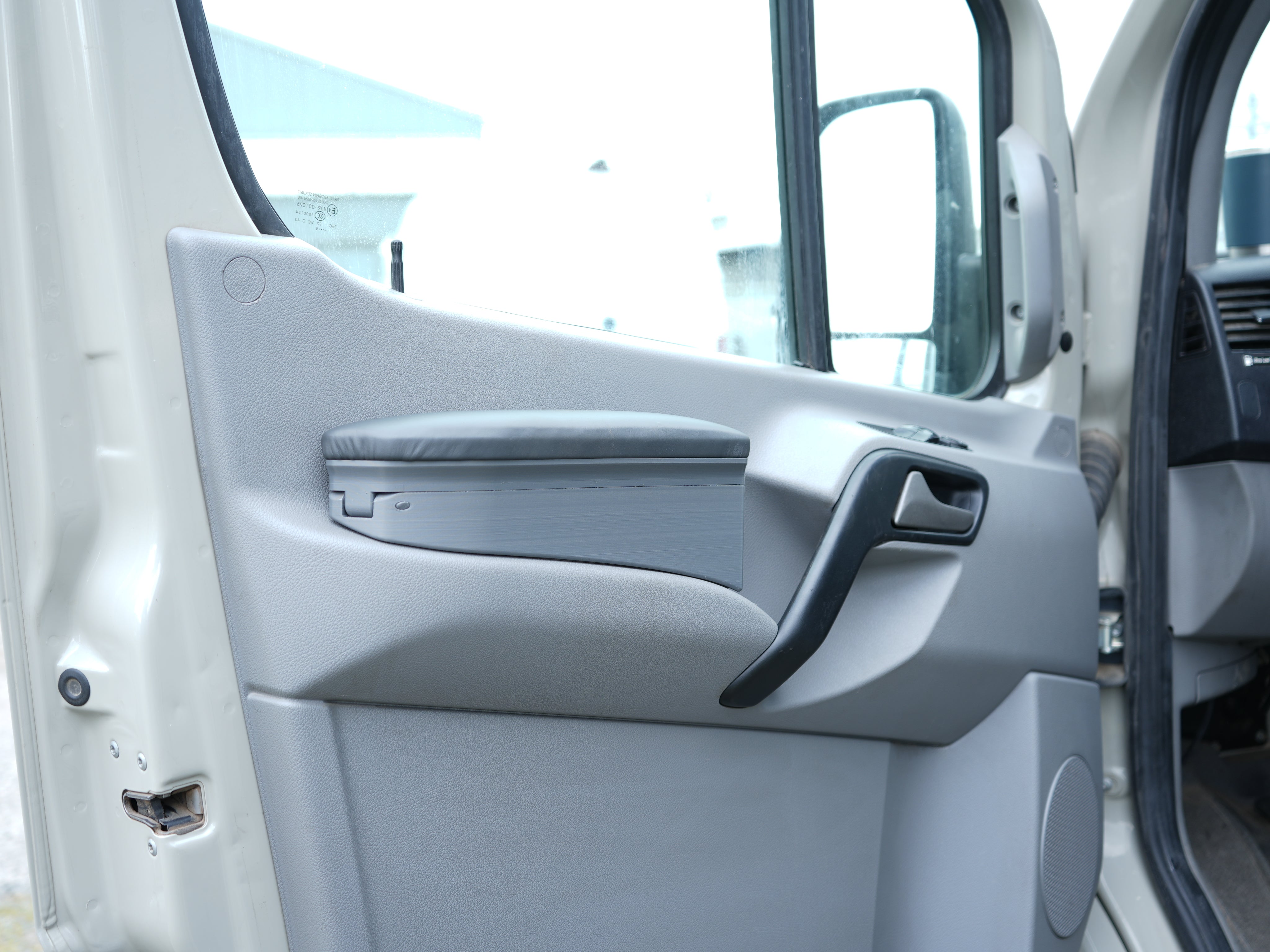 Door Panel Armrest for Dodge/Mercedes Sprinter 2007-2018